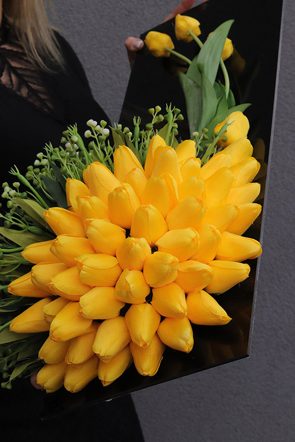 Tulippo New Design Yellow 2, komplet dekoracji nagrobnych