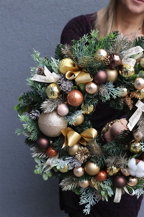 Złota Wigilia, świąteczny wianek na drzwi