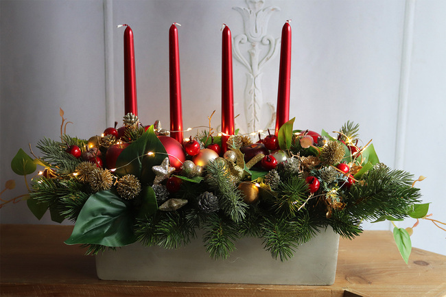 Joanna New, świąteczny stroik adwentowy