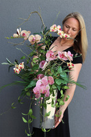 Lucille Gerano Granada, kompozycja ze storczykiem w wazonie, wys.90cm  