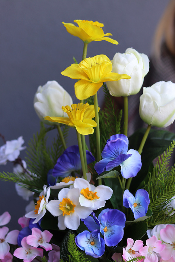  wiosenny bukiet nagrobny we wkładzie, Flisatti