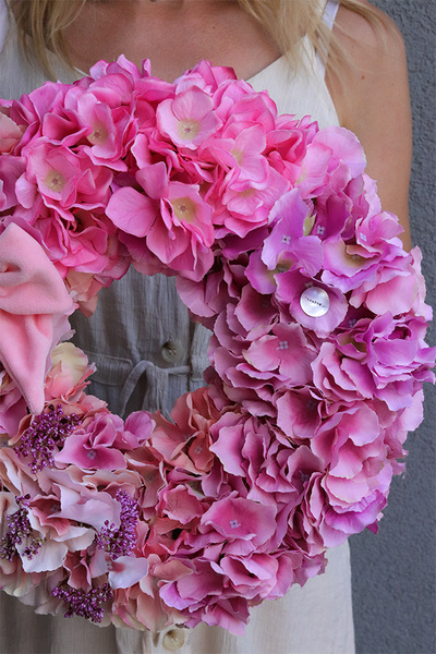 Różowa Kokarda Plushie, różowy wianek z hortensji