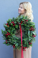 Głogowy Las, nowoczesny wianek z szyszkami