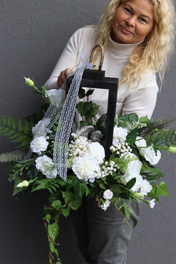 Angelo Garden White Wood, kompozycja nagrobna z aniołem i lampionem, wys.40cm 