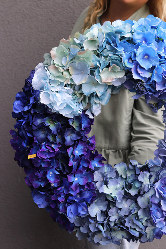 Blue Hydrangea, wysokiej jakości wianek z hortensjami