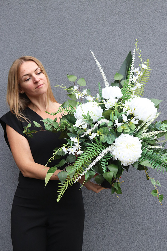 Biała Electra Thai, komplet dekoracji nagrobnych