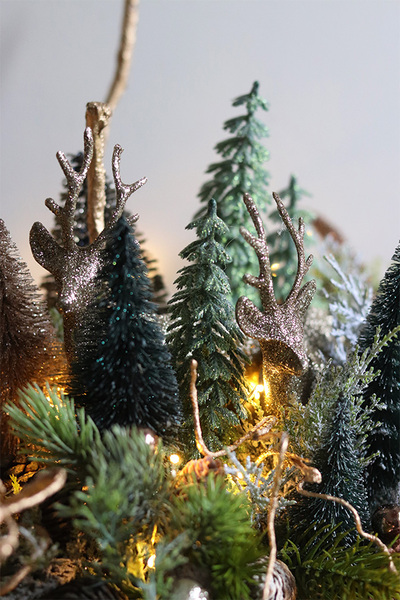 Złote Jelenie, świąteczny stroik na tacce LED