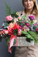 Ofelia, dekoracja nagrobna w skrzynce