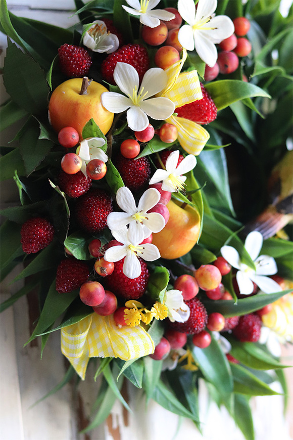 czerwono-żółty wianek z owocami, Strawberry Jazz, śr.28cm 