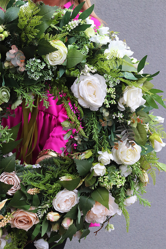 Nerra, duży wieniec nagrobny