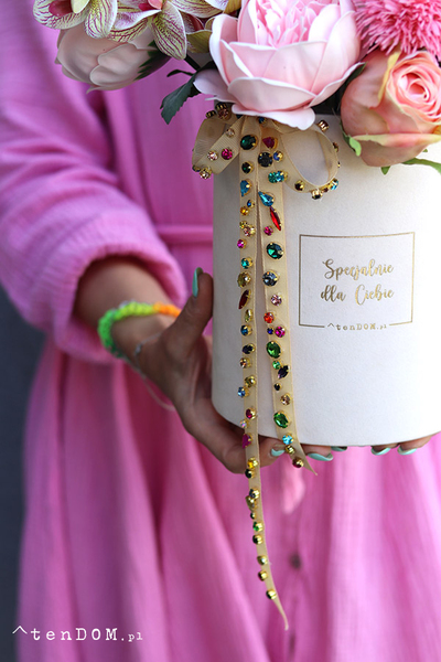 Gemmini Opera, flowerbox kwiatowy