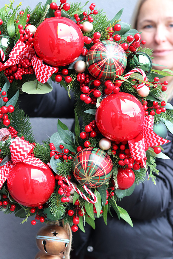 Apart American Christmas 4, świąteczny wianek do powieszenia