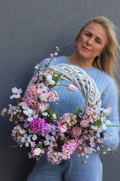 Pink Springia, wiosenny wianek na drzwi, rozp.50cm