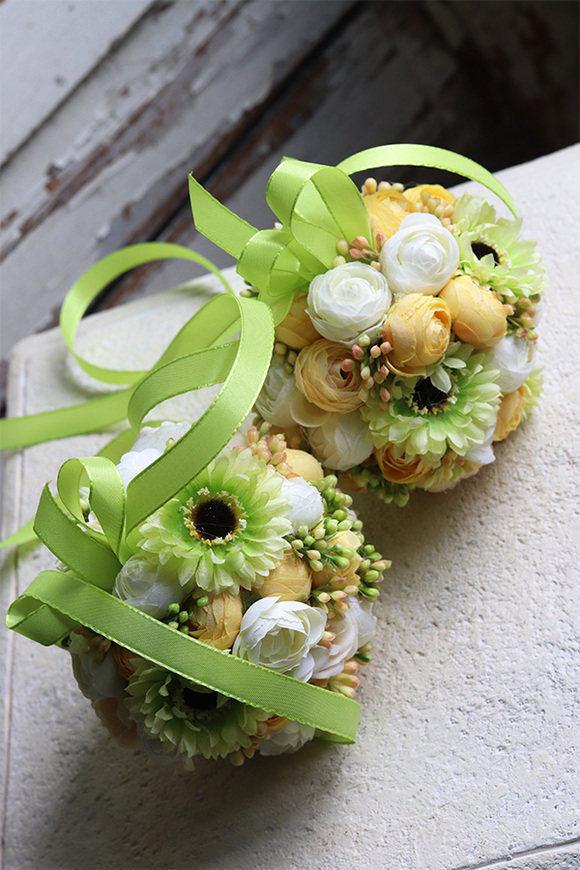 dekoracja kwiatowa kula, Yellona, śr.10cm 