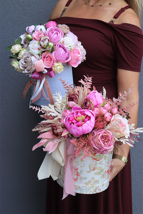 Cecilla 2, uroczy welurowy flowerbox