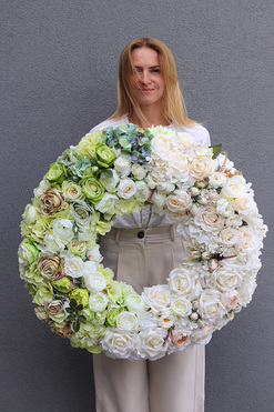 Caryca Katarzyna Green&White 2, bardzo duży wianek sufitowy, śr.80cm  