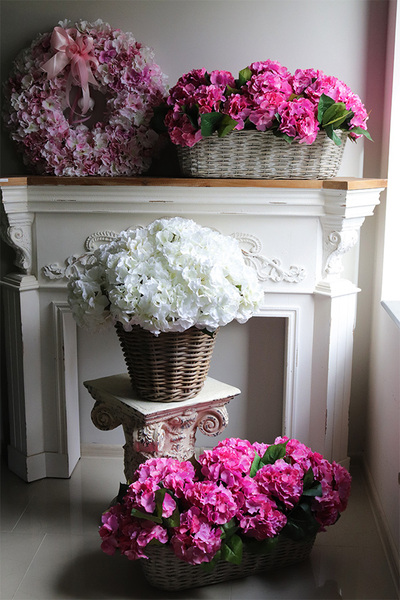 Provance Pink, długi kosz z hortensjami