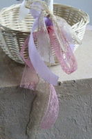 Koronkovy, dekorowany koszyczek wielkanocny