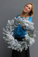 Mróz, zimowy wianek z ośnieżonych gałązek, śr.56cm 