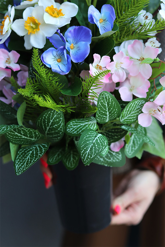  wiosenny bukiet nagrobny we wkładzie, Flisatti