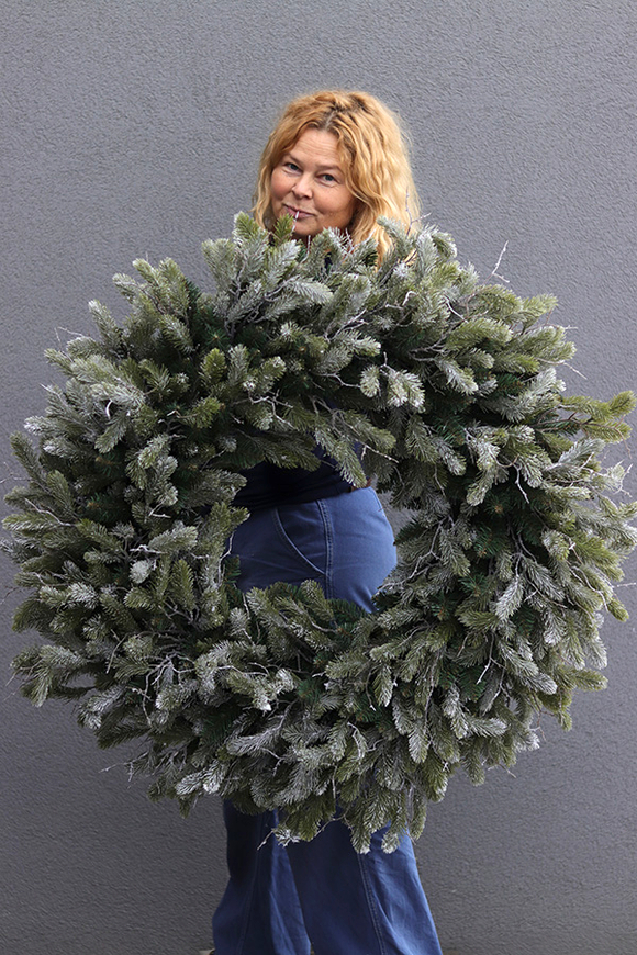 Leśna Droga, świąteczny wianek dekoracyjny