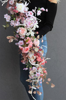 Primavera London Delicate, kwiatowa girlanda dekoracyjna