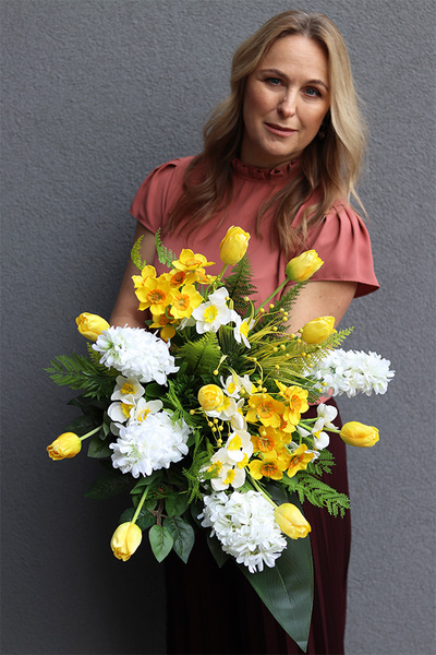 Amira Renatta, wiosenny bukiet do wazonu