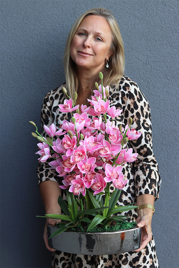 Barbie Manfredo, sztuczny storczyk w doniczce