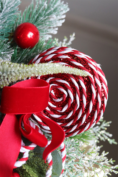 Lokomotywa Redina, świąteczny stroik z choineczkami