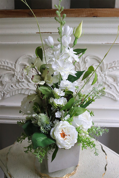 Luizjana Concrete 2, kompozycja kwiatowa