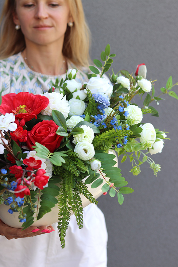 Polonijna, kompozycja kwiatowa w donicy, wym.80x30x35cm