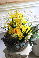 Słoneczna Pogoda, dekoracja nagrobna w koszu