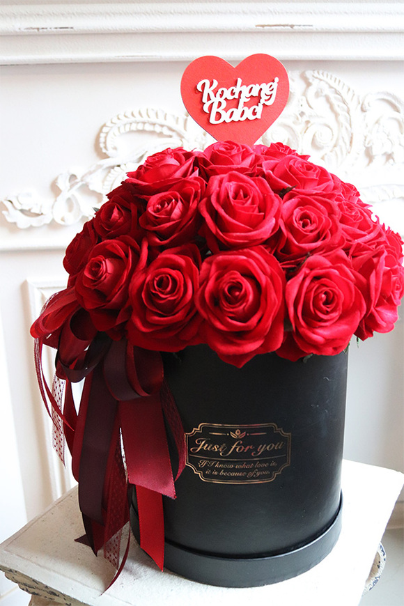 Christiano Kochanej Babci, elegancki flowerbox z napisem