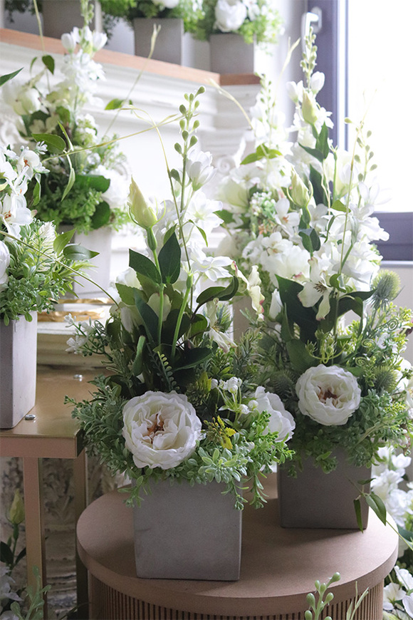 Luizjana Concrete 2, kompozycja kwiatowa, wys.49cm