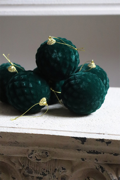 Królewskie Welurowe, bombki choinkowe, zielone