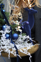 Granatowy Jeleń, świąteczny stroik zimowy