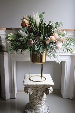 Sand Flowers, wypożyczenie dekoracji kwiatowej w naczyniu, wym.80x80cm    