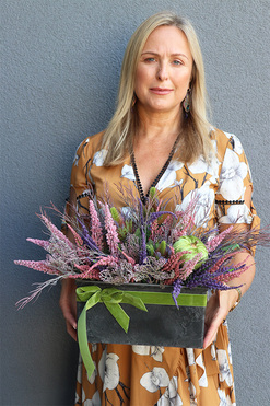 Wrzosowisko Jesienne, kompozycja kwiatowa w donicy, wym.30x50x27cm