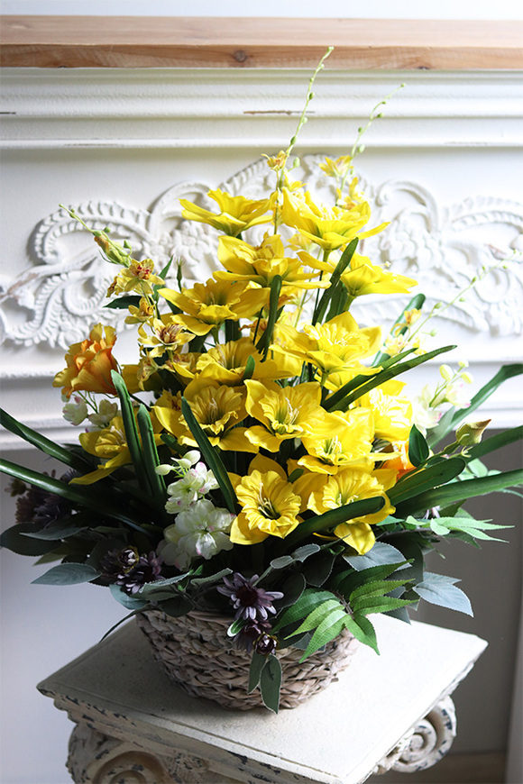 Słoneczna Pogoda, dekoracja nagrobna w koszu