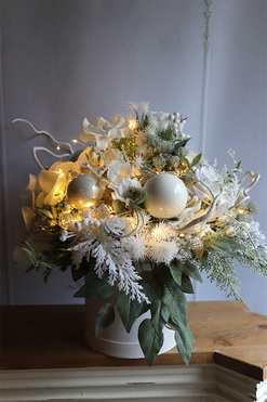 Mroźna Kraina 2, zimowy flowerbox świąteczny LED, wys.52cm