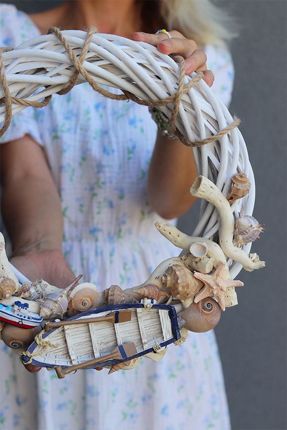 Borneo 2, marynistyczny wianek z łódkami