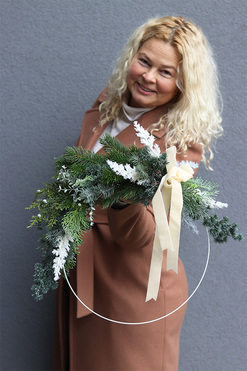Subtelle Frozen, świąteczny wianek na obręczy, rozp.45cm