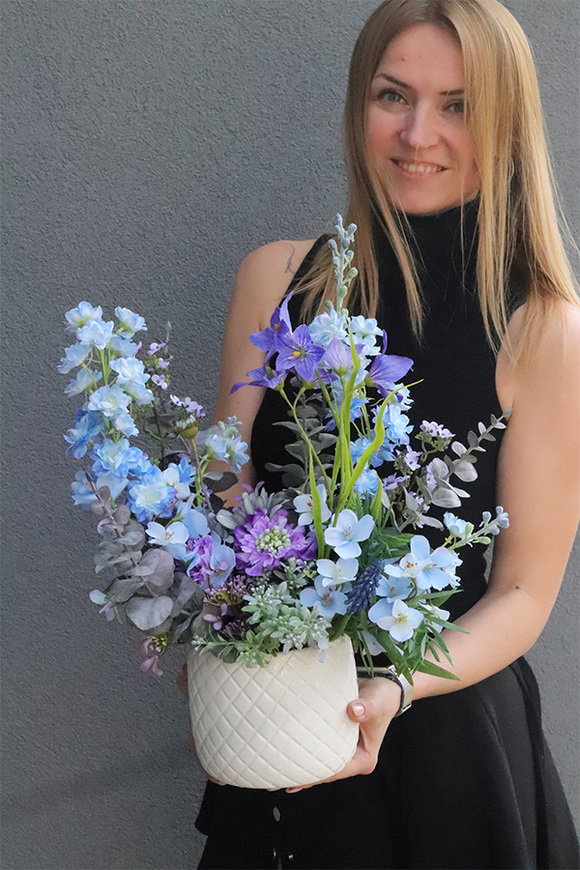 Blue Lagoone, wiosenna kompozycja kwiatowa