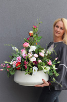 Harletta, kompozycja nagrobna w misie Klienta, wym.77x72cm 