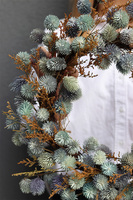 Osty Blue, dekoracyjny wianek z suszu