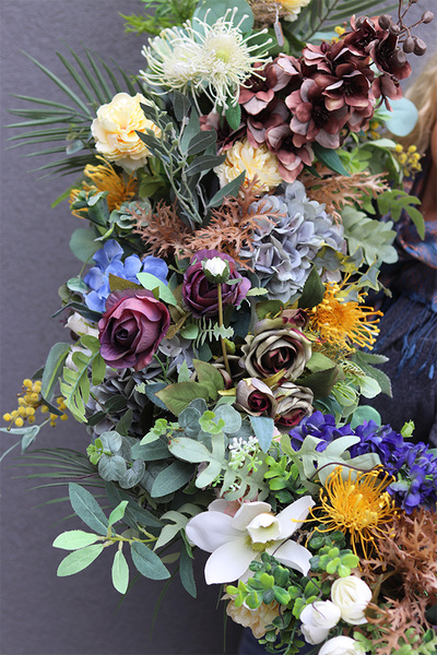 Besina Terence, jesienna girlanda kwiatowa