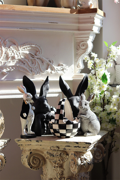 Pani Zając A, figurka zajączek wielkanocny, czarny	