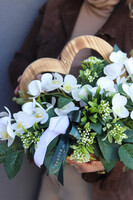 Heartwood Orchid, kompozycja nagrobna z orchideą serce