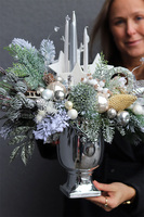 Melinia, adwentowy stroik z reniferem w pucharze