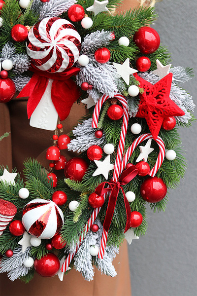 Red House Lollypop, świąteczny wianek dekoracyjny